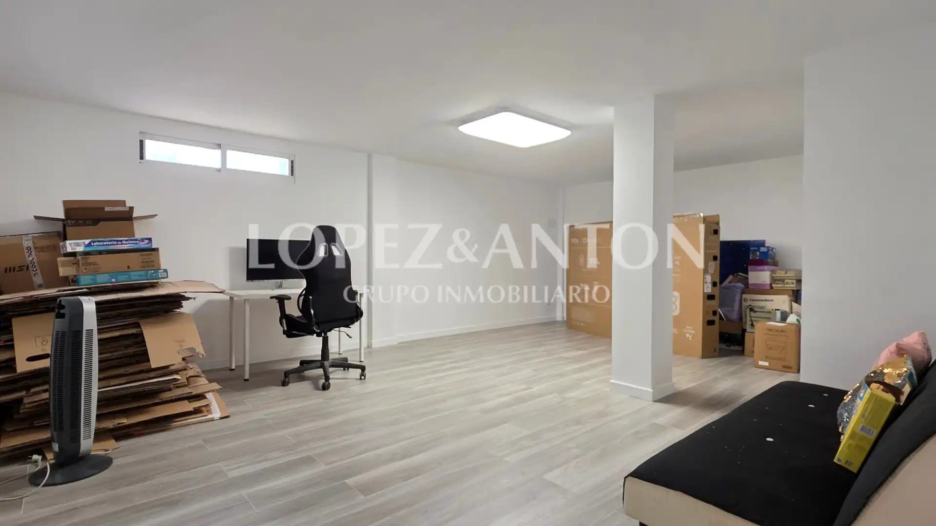 Haus oder Chalet zum Verkauf in L'Eliana mit Klimaanlage, Heizung und Privatgarten