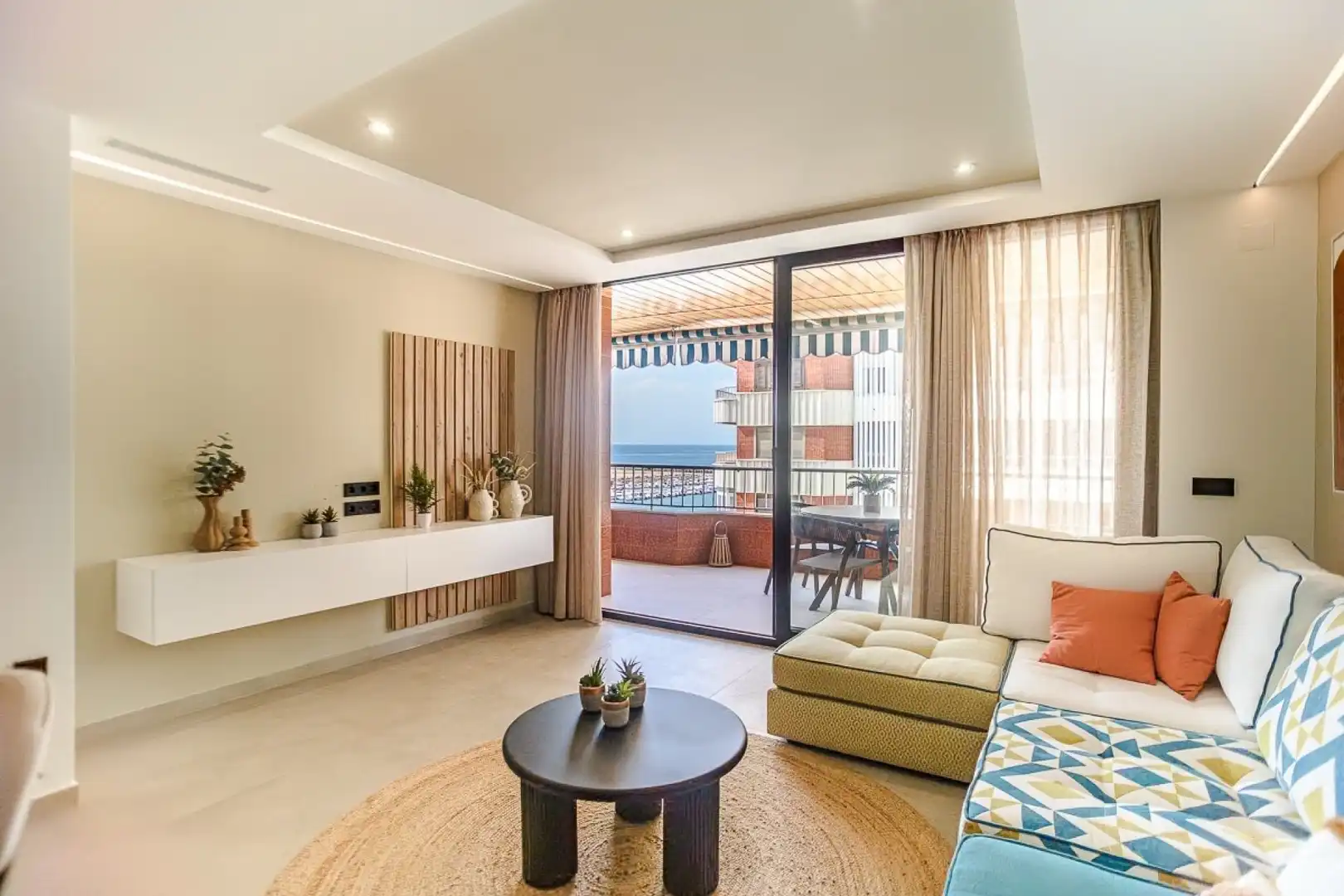 Flat with terrace for sale in Playa del Acequión, Náufragos y Rocío del Mar, imagen 10