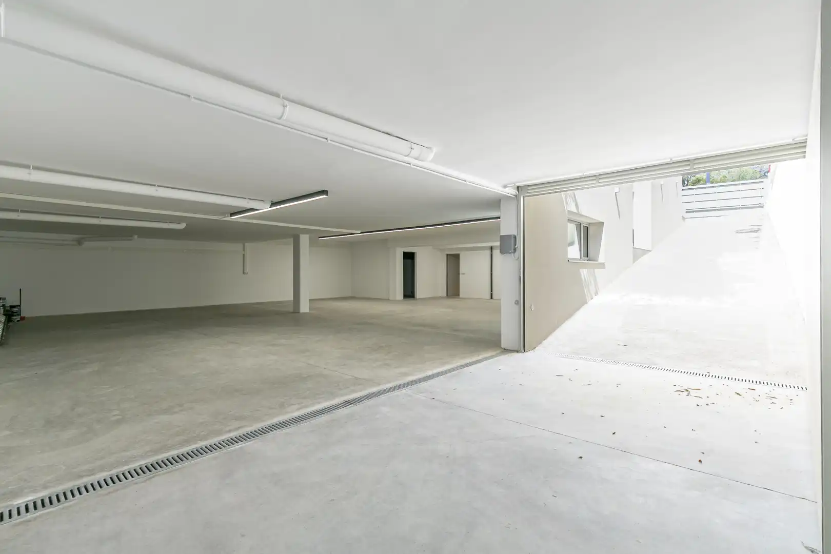 Parkplatz von Haus oder Chalet zum Verkauf in Sitges mit Klimaanlage, Heizung und Privatgarten