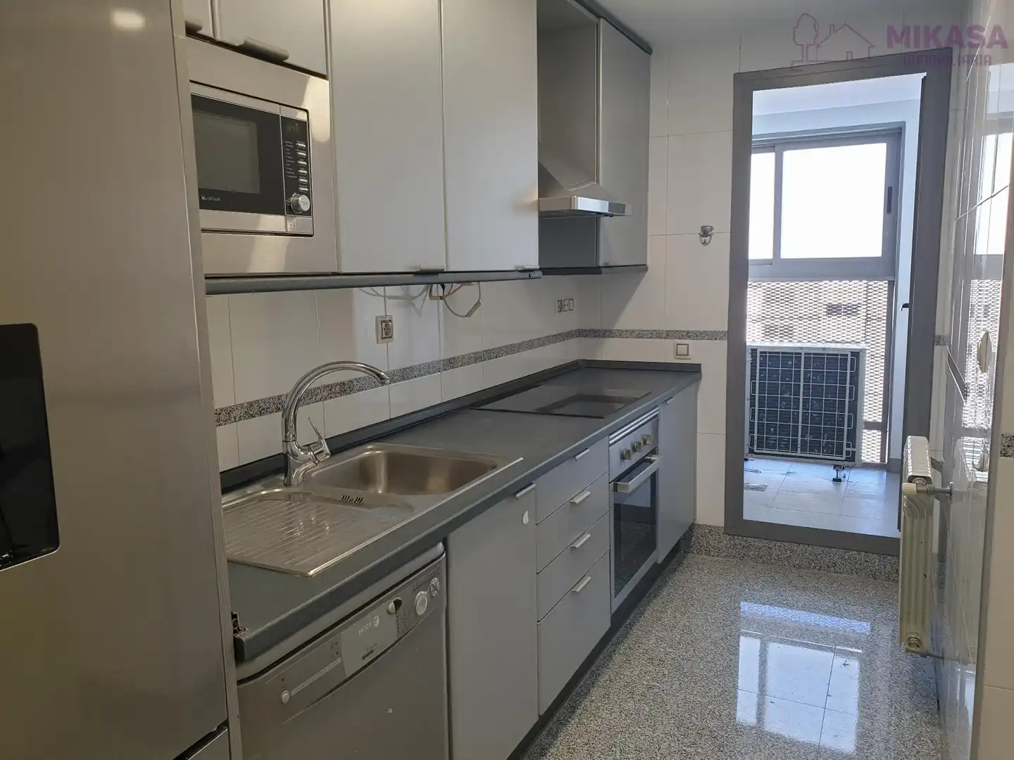 Kitchen of Flat for rent in Madrid  with Air Conditioner, Heating and Community pool