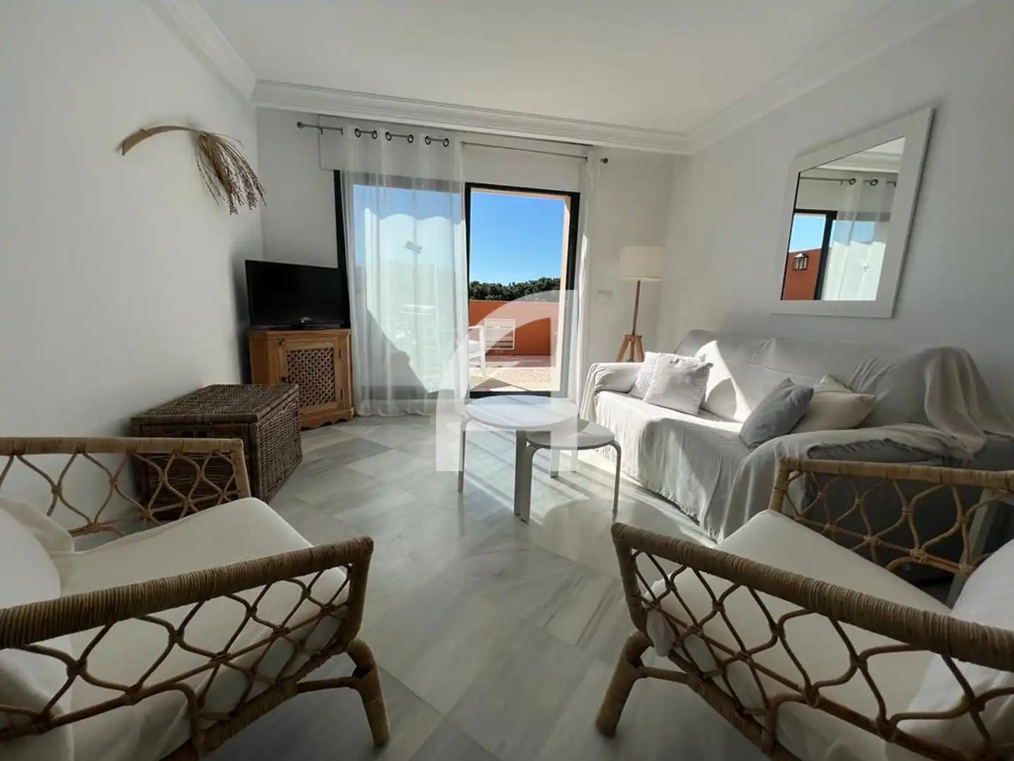Living room of Flat for rent in Marbella  with Air Conditioner, Heating and Swimming Pool