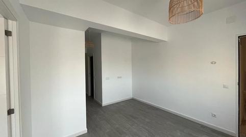 Photo 5 of Flat to rent in Conde de Ureña, Málaga