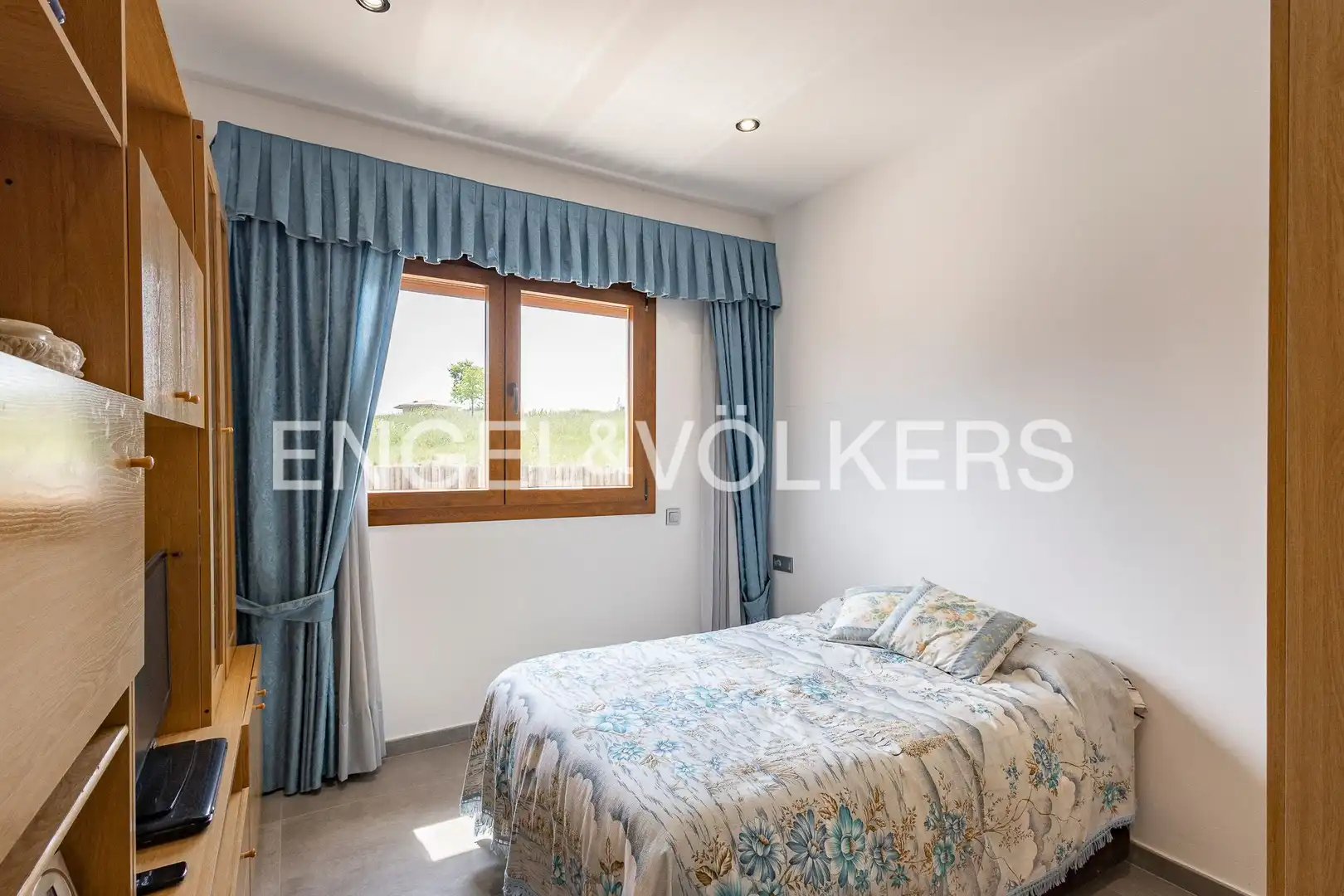 Bedroom of Houses for sale in Sant Sadurní d'Anoia  with Air Conditioner, Heating and Private garden