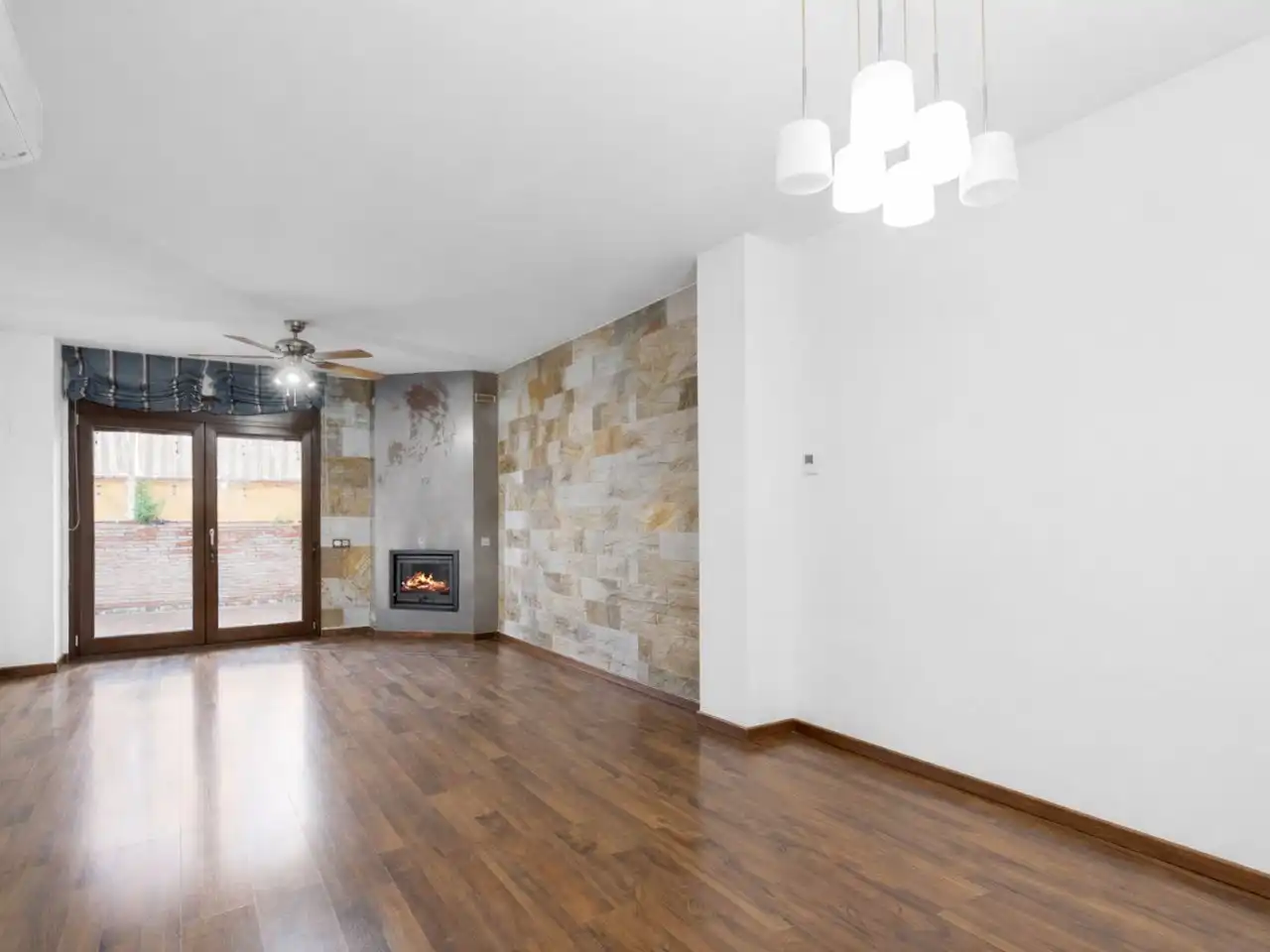 Sala de estar de Casa o chalet en venta en Armilla con Aire acondicionado, Terraza y Balcón
