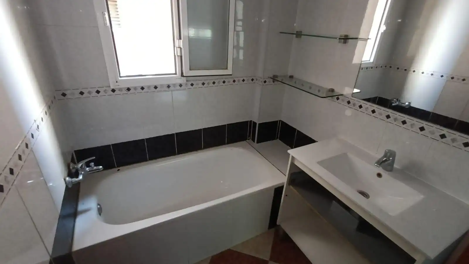 Bany de Pis en venda en Reus