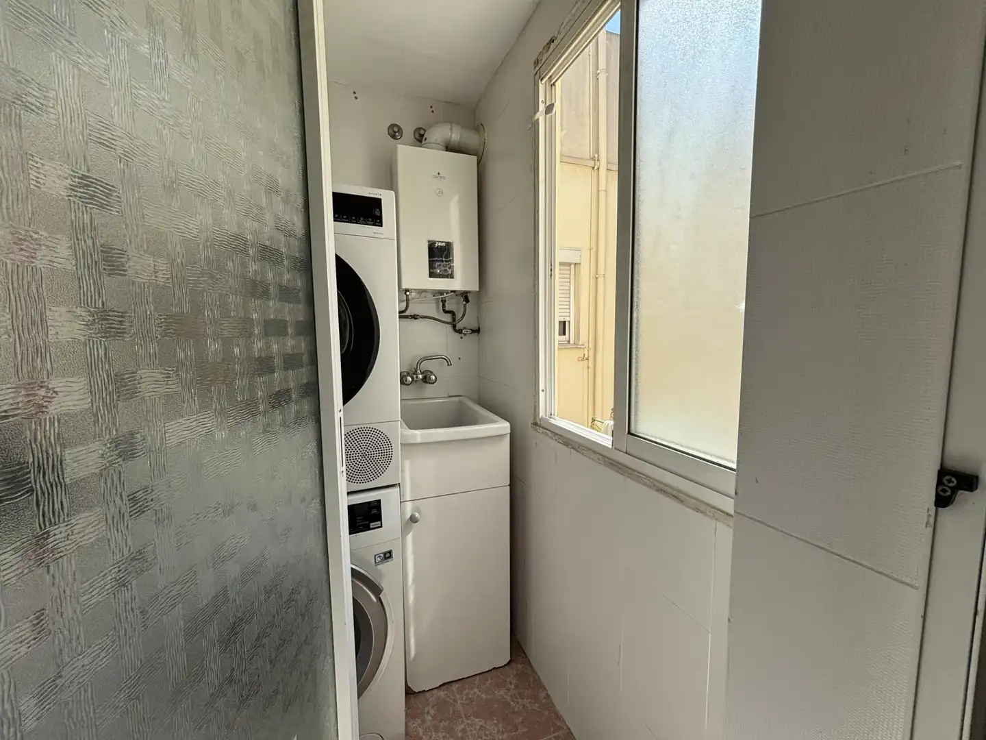 Baño de Piso en venta en Torrent con Aire acondicionado y Balcón