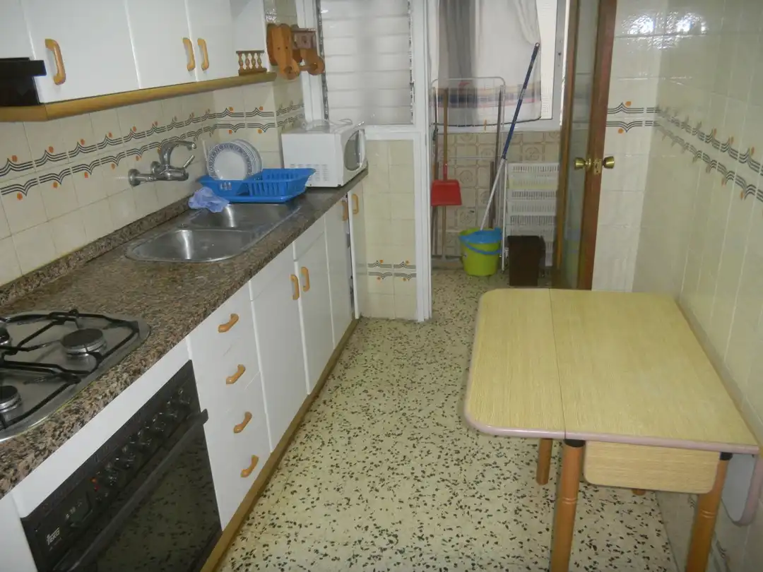 Cocina de Piso de alquiler en Tarragona con Terraza, Amueblado y Horno