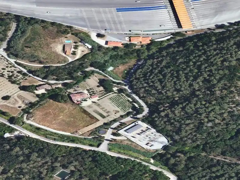 Casa aparellada en venda a calle Pirineus, imagen 4