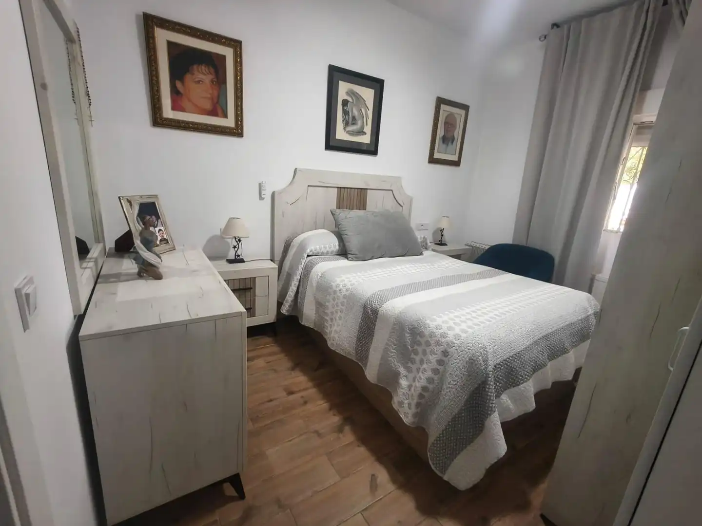 Dormitori de Casa o xalet en venda en Chiclana de la Frontera amb Aire condicionat, Jardí privat i Traster