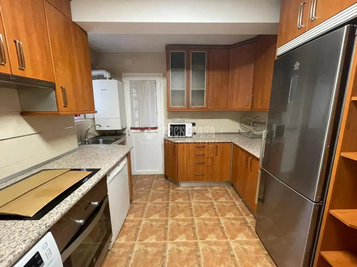 Cocina de Piso en venta en Madrid con Calefacción