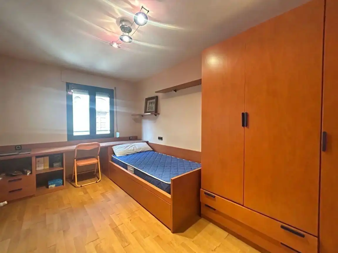 Dormitori de Casa o xalet en venda en Tudela amb Aire condicionat i Calefacció