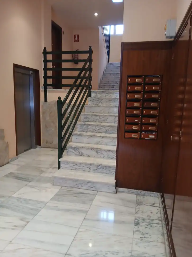 Wohnung zur Miete in Gijón  mit Heizung und Parkett