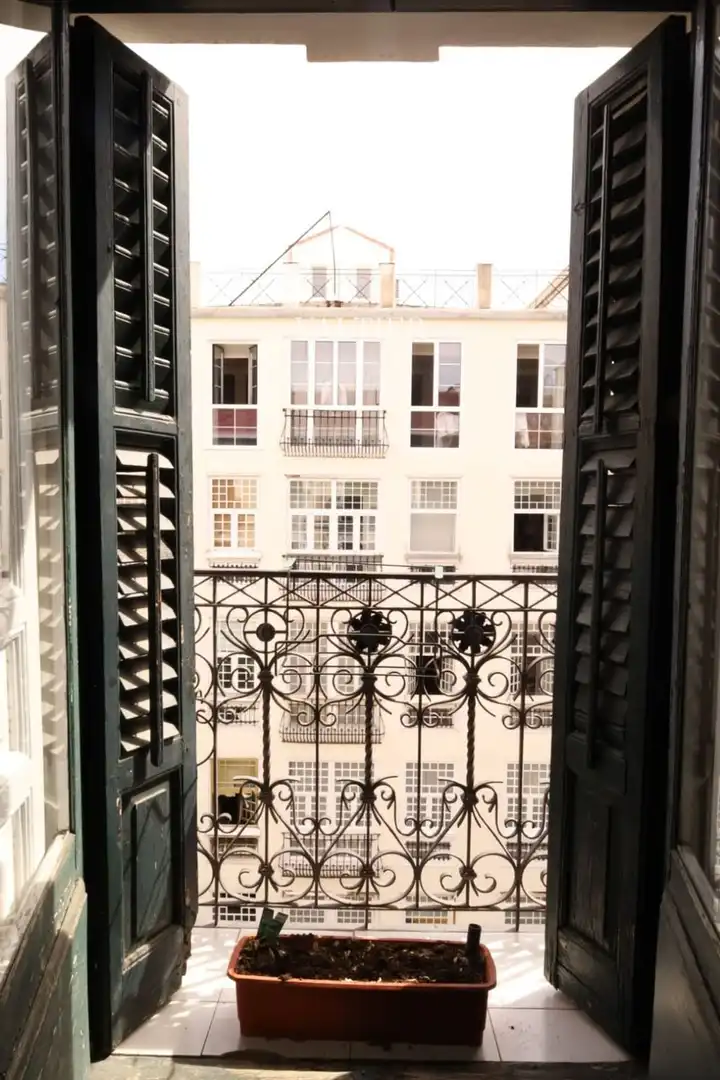 Balcony of Flat for rent in Madrid  with Air Conditioner, Storage room and Furnished