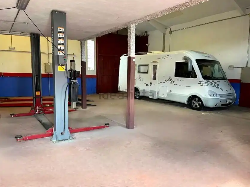 Nau industrial en venda a Chapinería