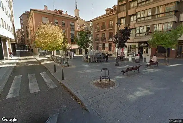Casa adosada en venta en CL GONZALEZ DUEÑAS (BIS), Rondilla