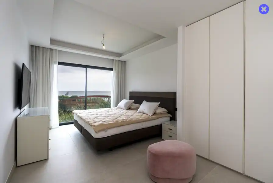 Habitación de Casa adosada de alquiler en Estepona con Aire acondicionado, Jardín privado y Terraza
