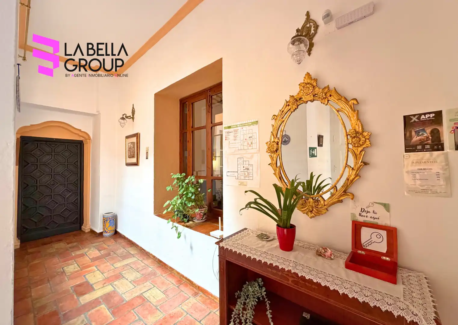 Casa pareada con terraza en venta en Carrer Canonge Cebrià, imagen 11