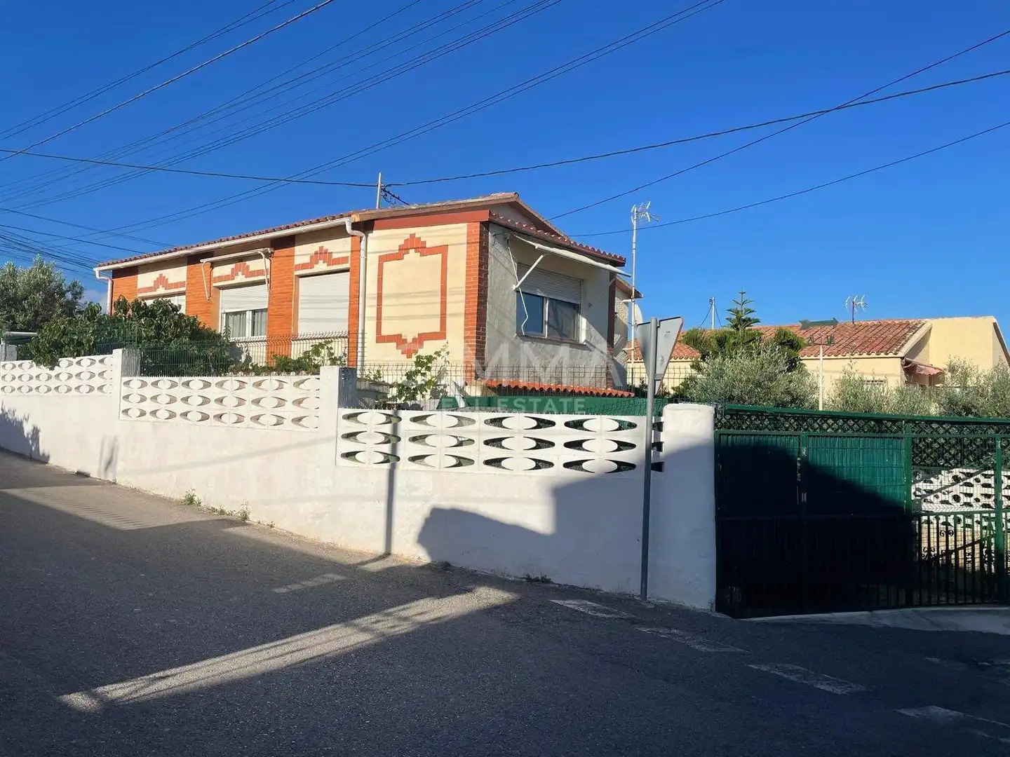 Vista exterior de Casa o chalet en venta en La Nucia con Aire acondicionado, Jardín privado y Terraza