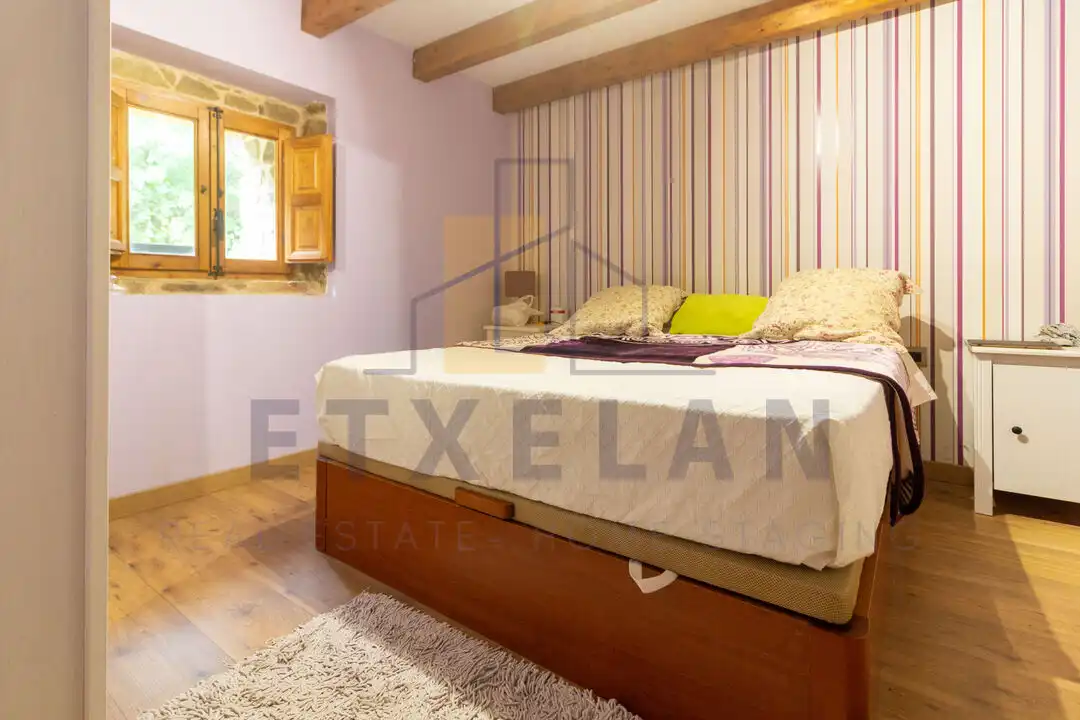 Habitación de Finca rústica en venta en Orozko con Calefacción, Jardín privado y Piscina