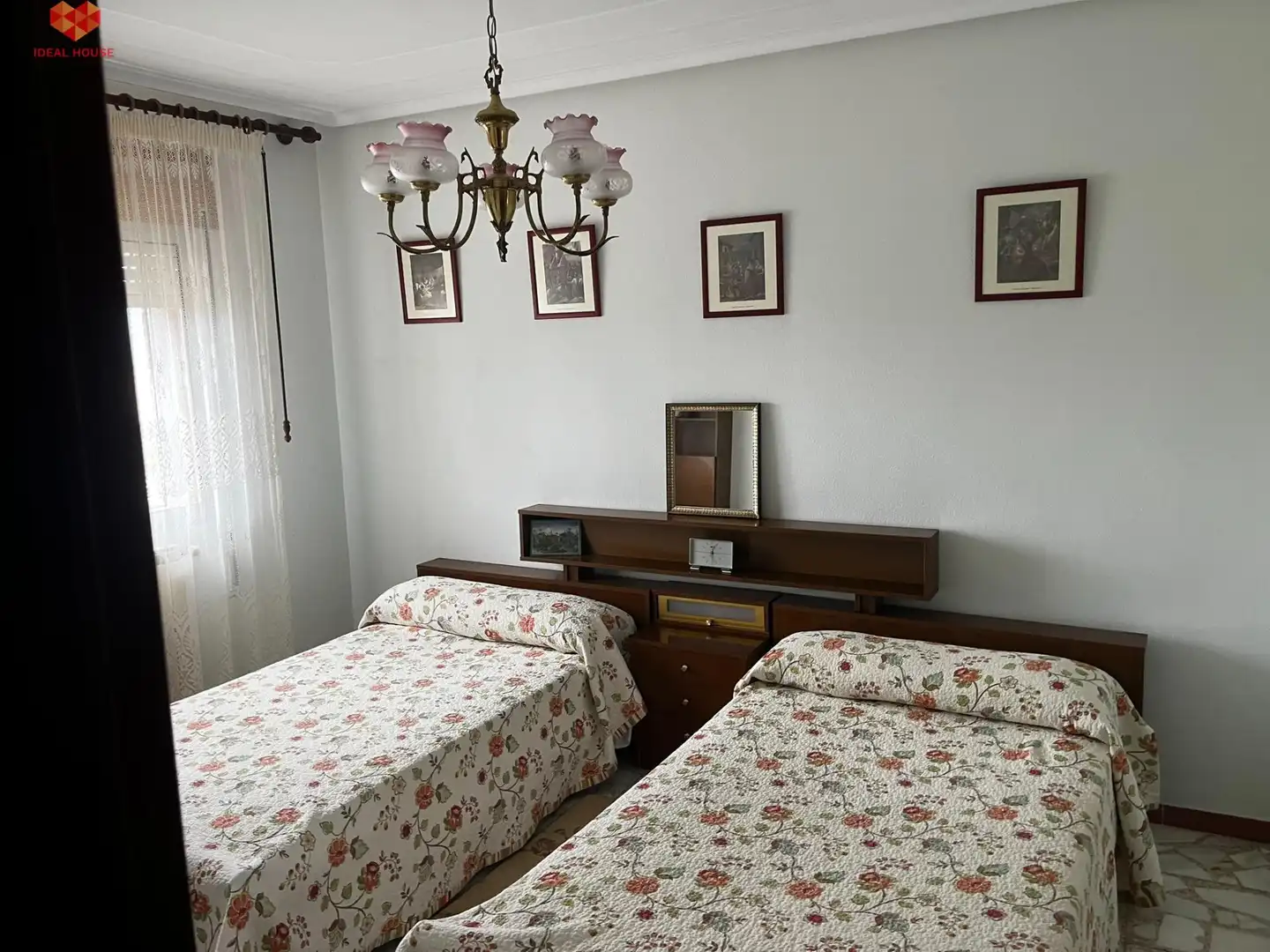 Habitación de Casa o chalet en venta en Pinarnegrillo con Calefacción, Jardín privado y Terraza