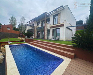 Piscina de Casa o xalet en venda en Viladecavalls amb Aire condicionat, Calefacció i Jardí privat