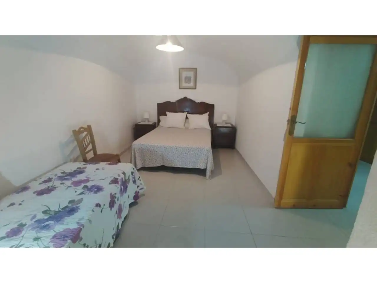 Dormitori de Casa o xalet en venda en Benalúa amb Jardí privat
