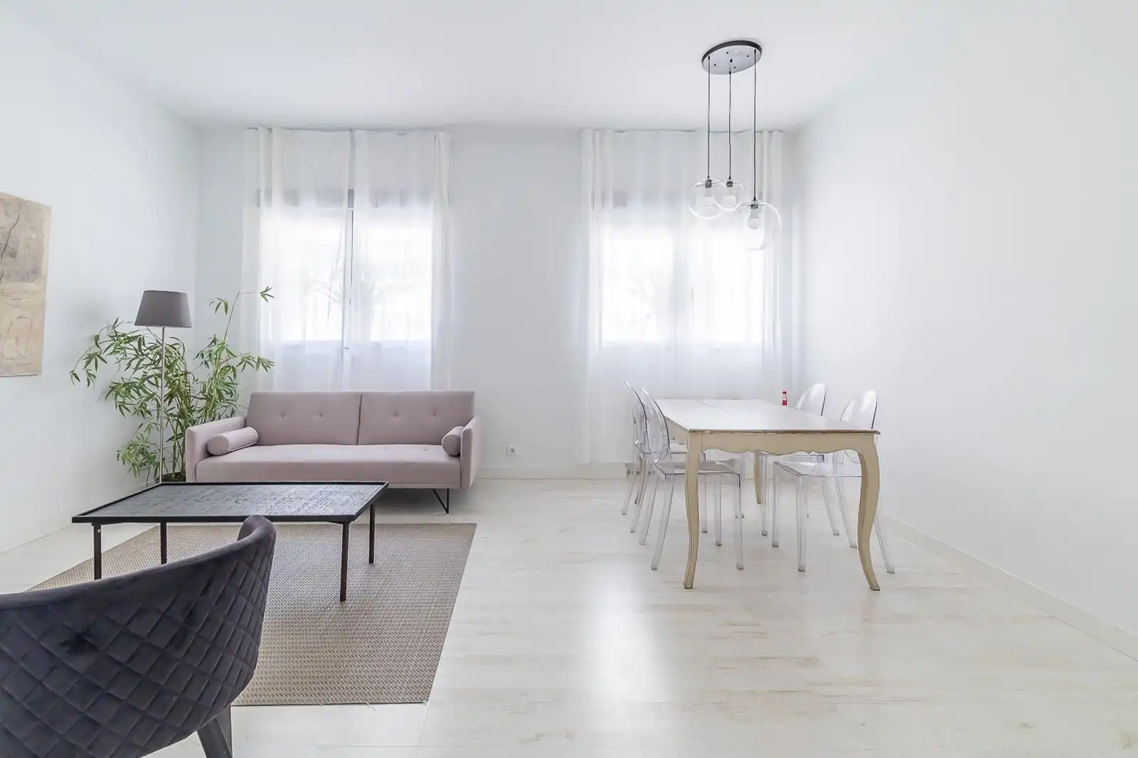 Living room of Flat for rent in Madrid  with Furnished and Community pool