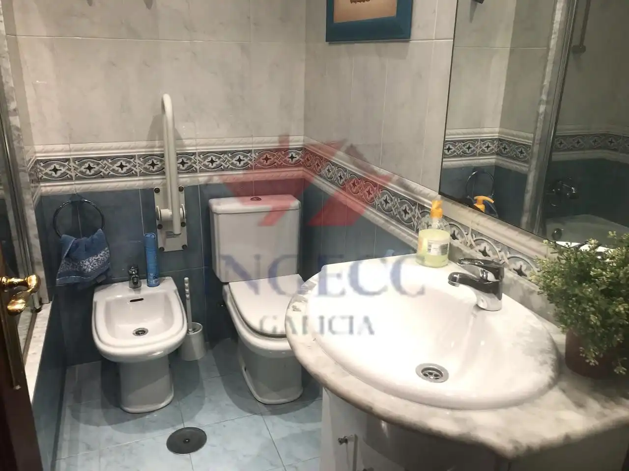 Baño de Piso en venta en Miño con Calefacción, Parquet y Terraza