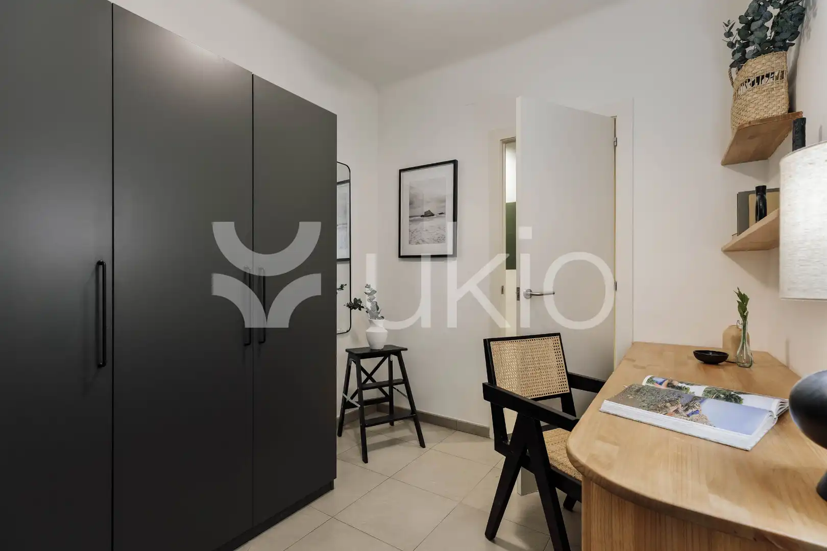 Habitación de Apartamento de alquiler en Barcelona con Aire acondicionado, Calefacción y Amueblado