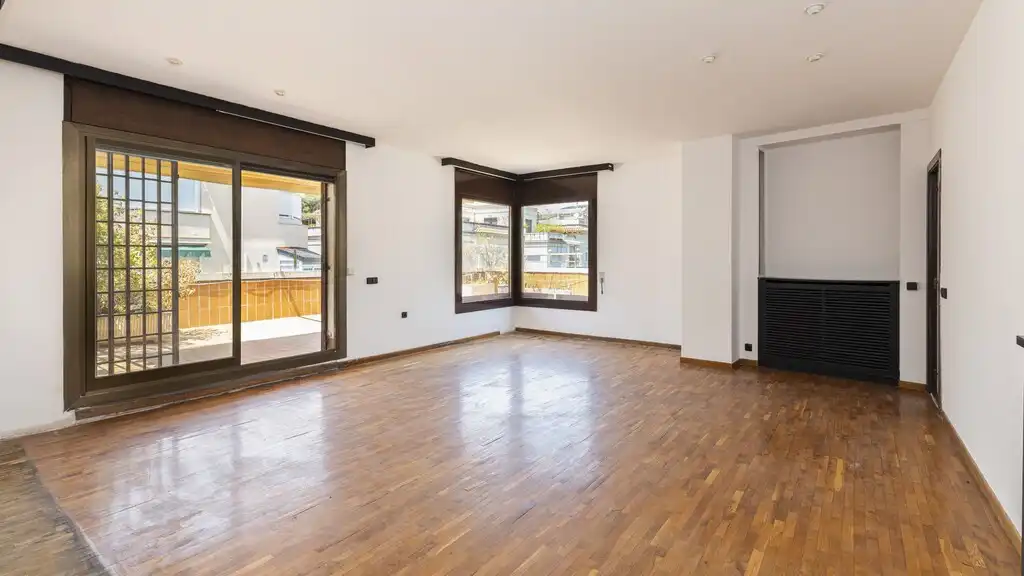 Living room of Apartments for sale in Barcelona  with Air Conditioner, Heating and Parquet flooring