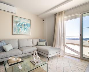 Living room of Apartment for sale in Marbella  with Terrace, Swimming Pool and Community pool