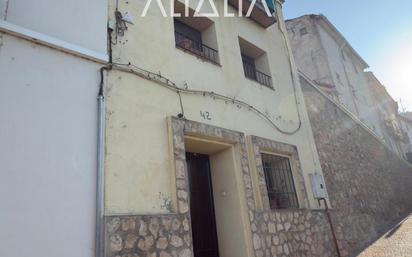 Vista exterior de Casa o xalet en venda en Cuenca Capital amb Calefacció i Terrassa