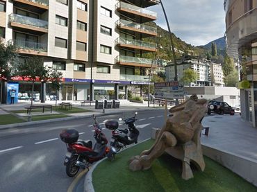 Local comercial en venta en Les Escaldes