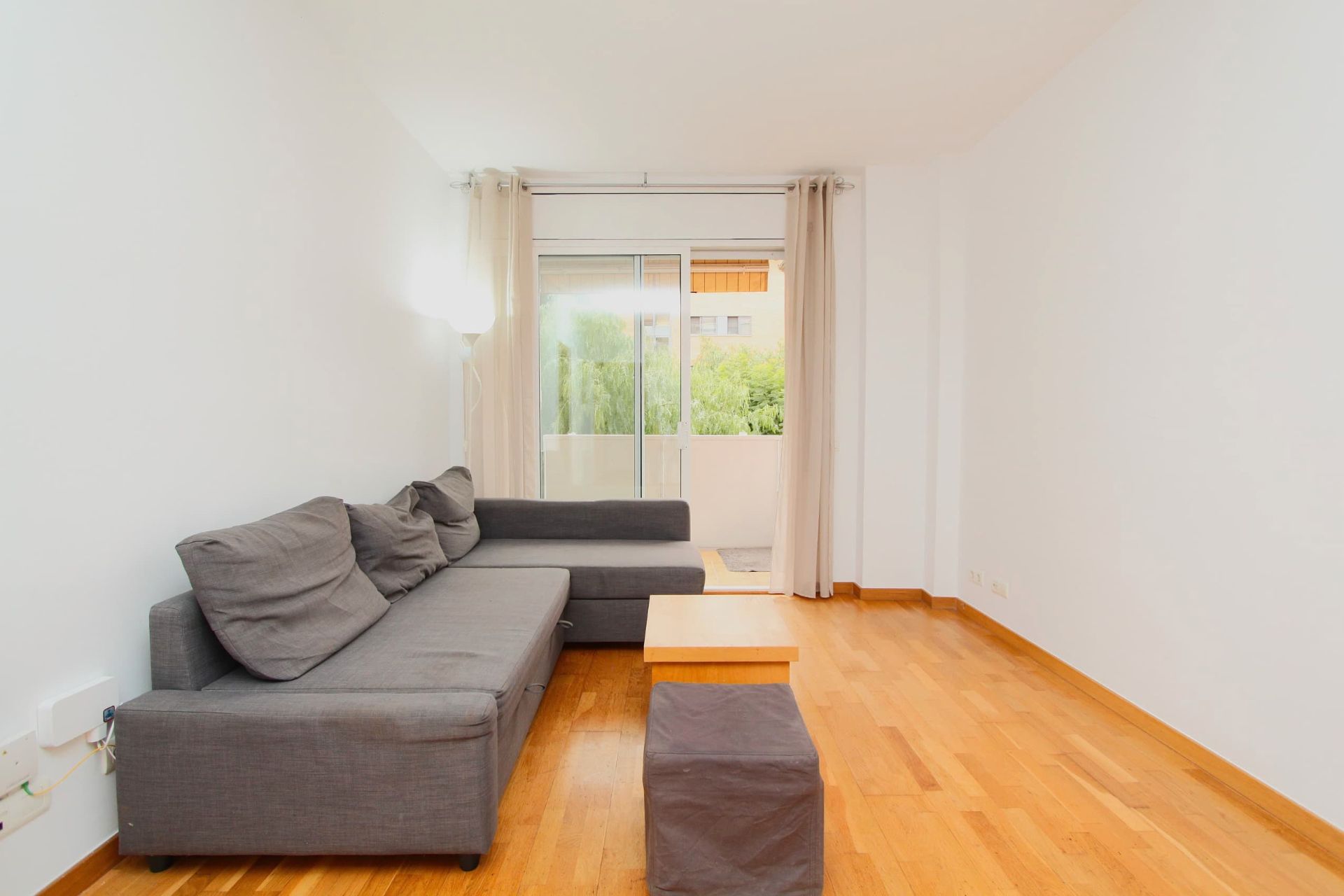 Sala d'estar de Pis en venda en Castelldefels amb Aire condicionat, Calefacció i Parquet