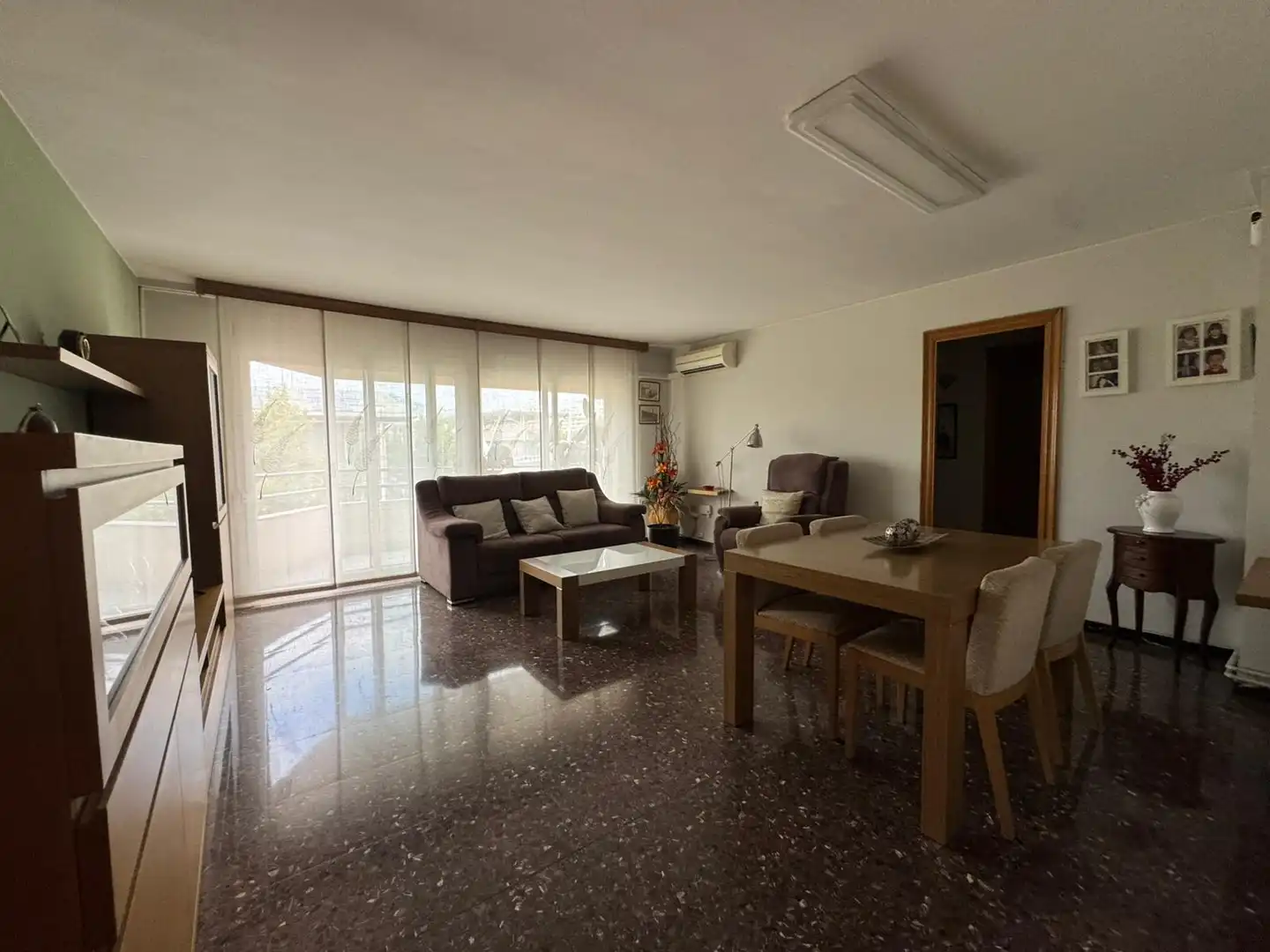Piso con terraza en venta en Carrer del Pla de l'Ametllera, imagen 3