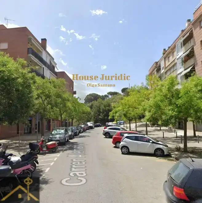 Außenansicht von Erdgeschoss zum Verkauf in Mataró mit Klimaanlage und Heizung
