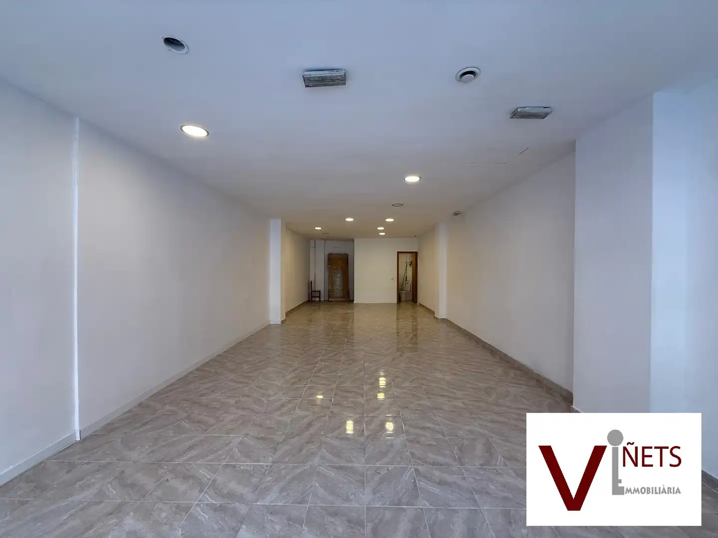 Gewerbefläche zum Verkauf in Carrer Calàbria, imagen 10