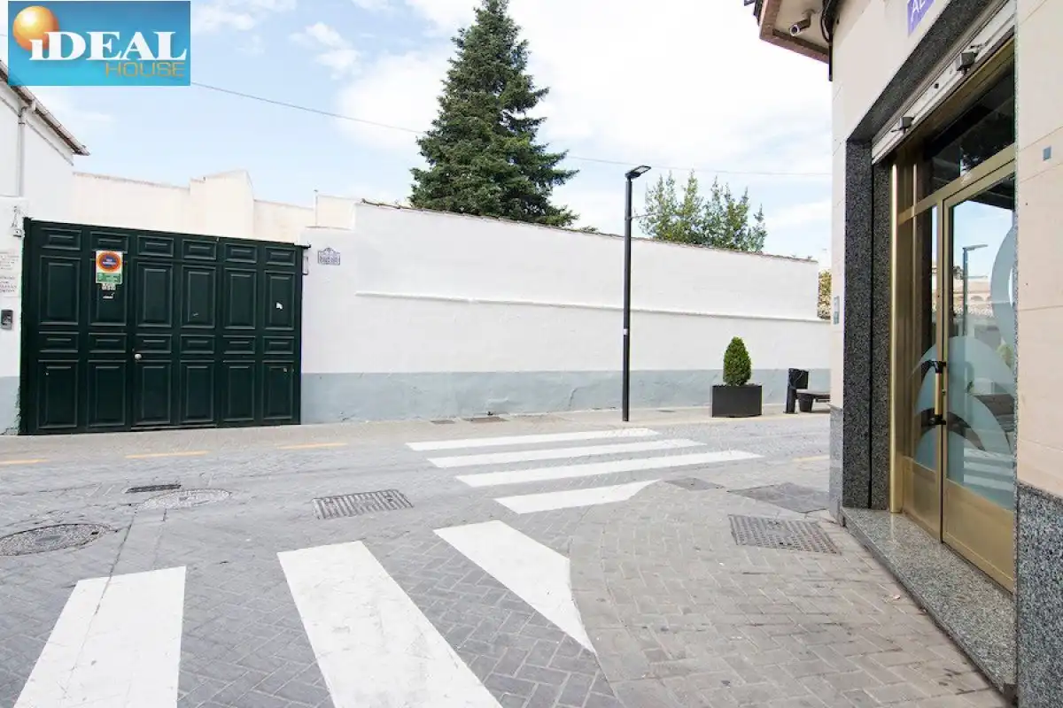 Local comercial en venda a Maracena, imagen 23