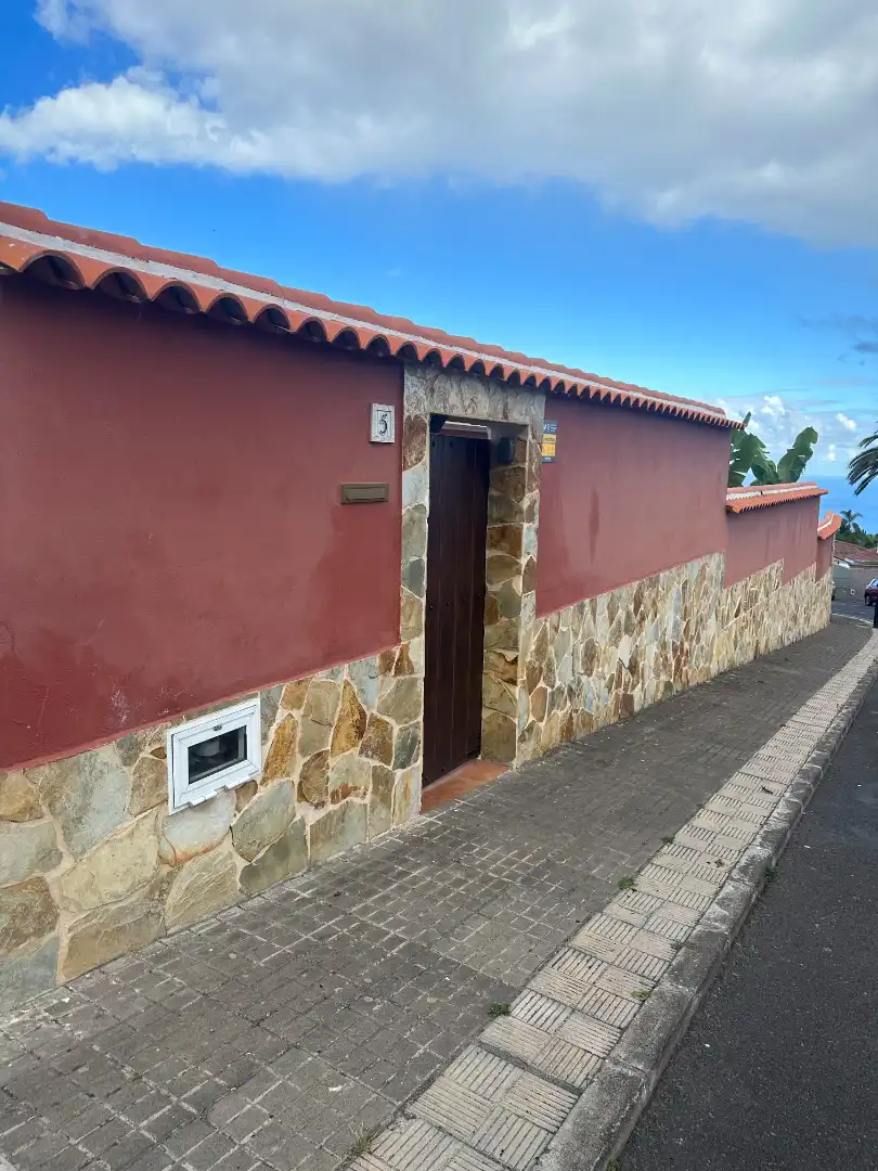 Vista exterior de Casa o chalet de alquiler en La Orotava con Jardín privado, Terraza y Trastero