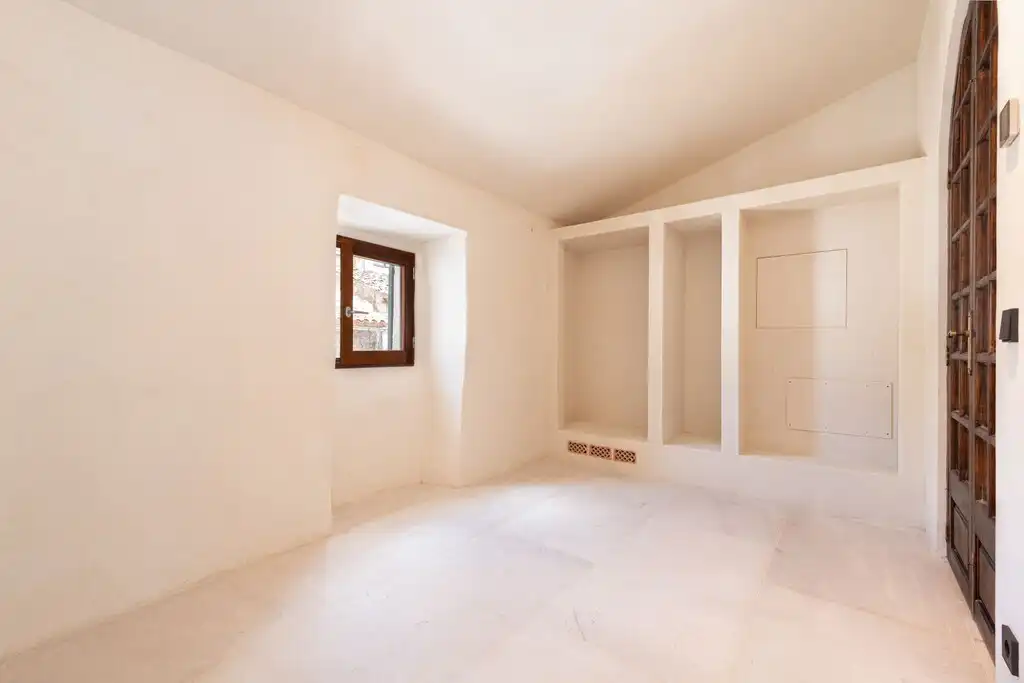 Finca rústica en venta en Selva con Aire acondicionado, Calefacción y Jardín privado