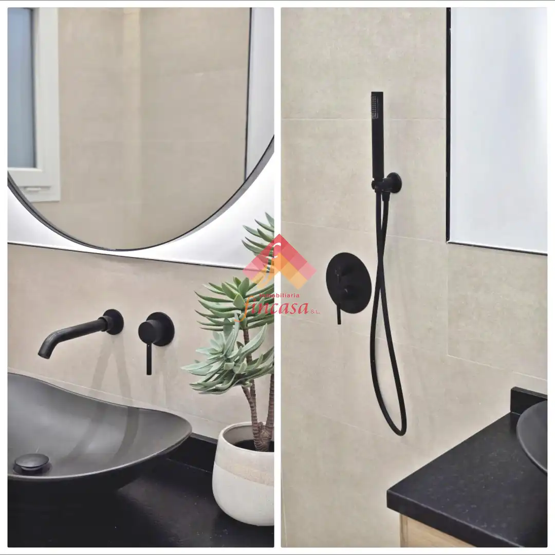 Badezimmer von Wohnung zum Verkauf in Ronda mit Klimaanlage und Möbliert