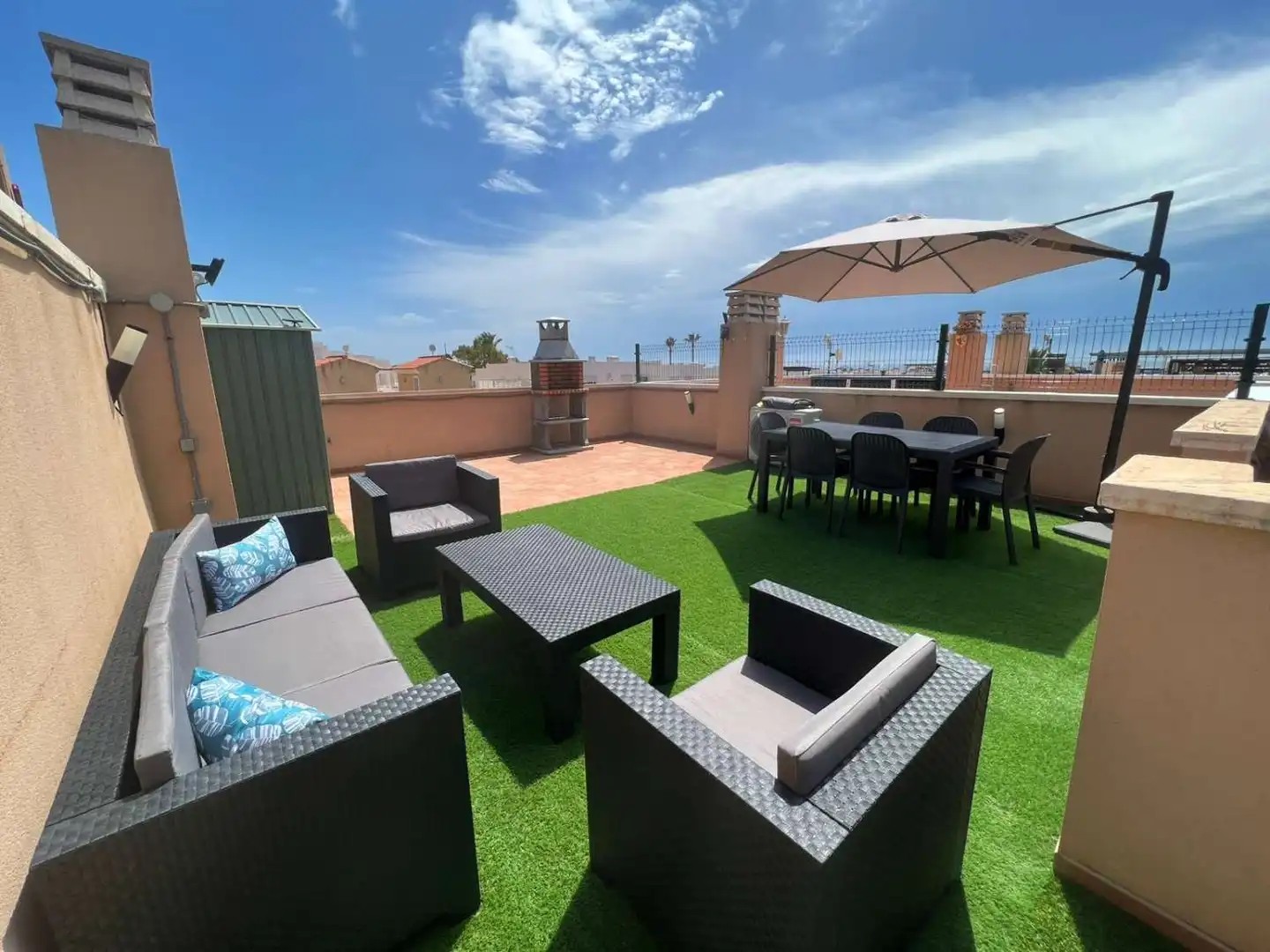 Terrasse von Wohnungen zum Verkauf in Cuevas del Almanzora mit Klimaanlage, Heizung und Terrasse