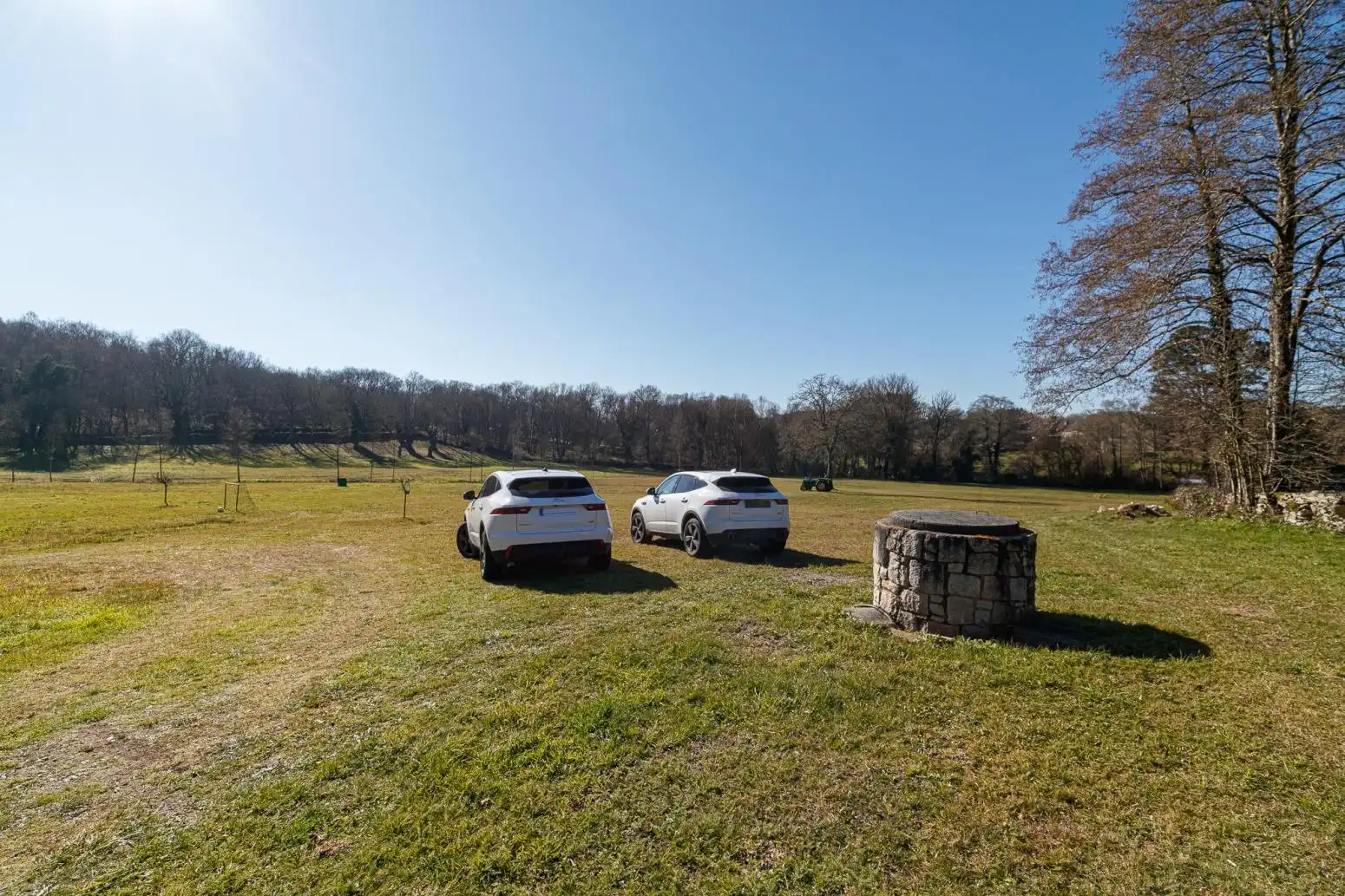 Parking of Houses for sale in Friol  with Heating, Private garden and Furnished