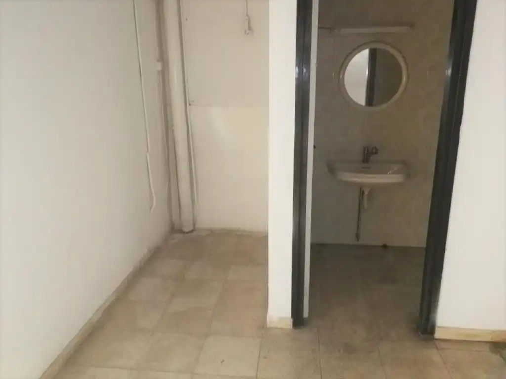 Local comercial en venda a Avinguda de la Pau 18, imagen 3