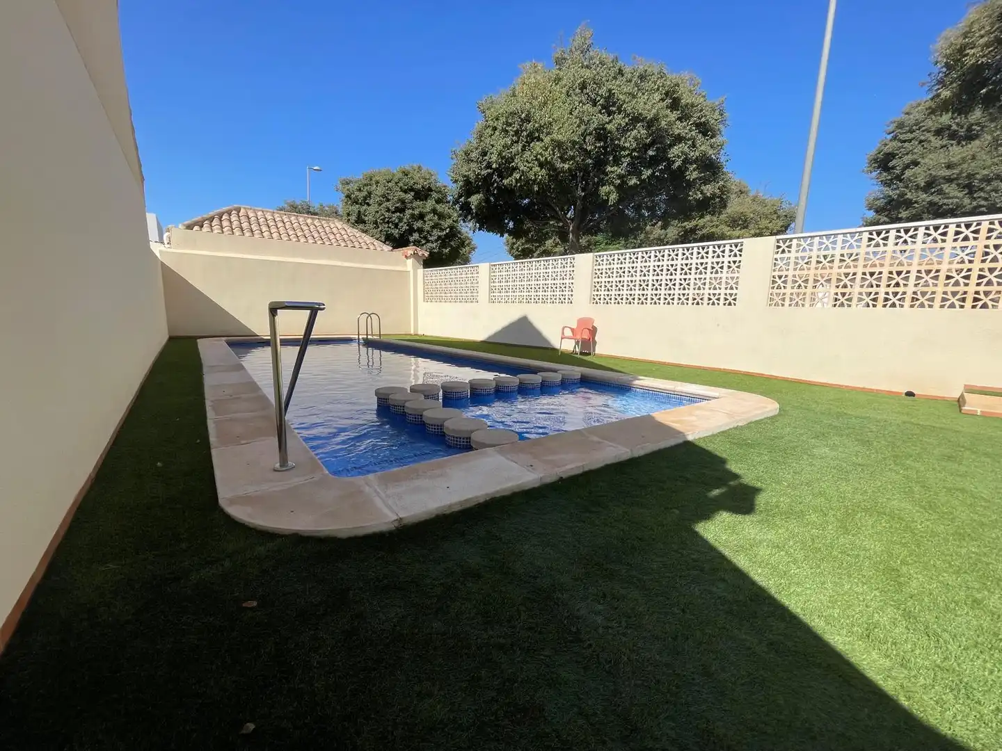 Piscina de Casa o xalet en venda en San Javier amb Jardí privat, Terrassa i Moblat