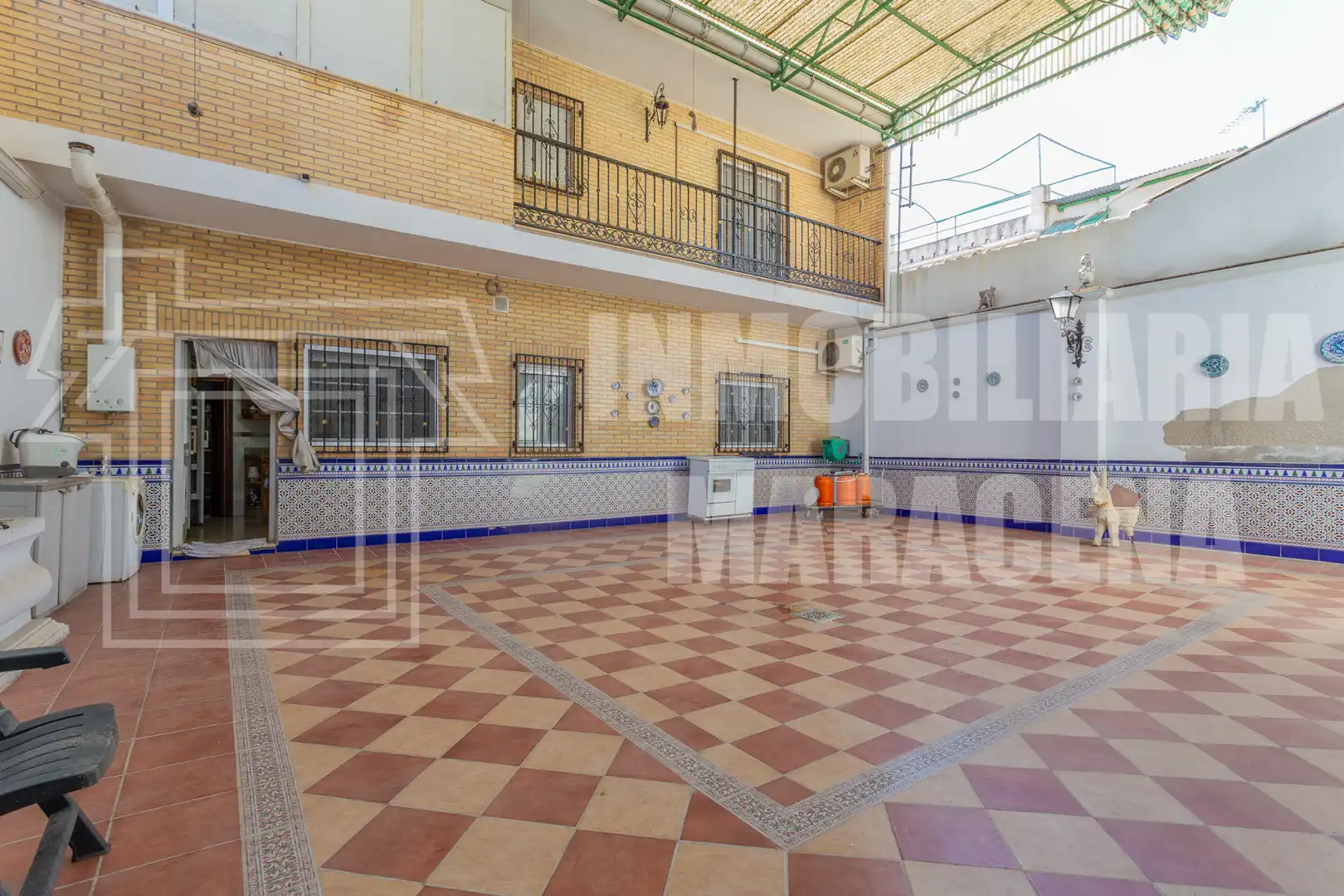 Exterior view of Houses for sale in Granada  with Air Conditioner, Terrace and Oven