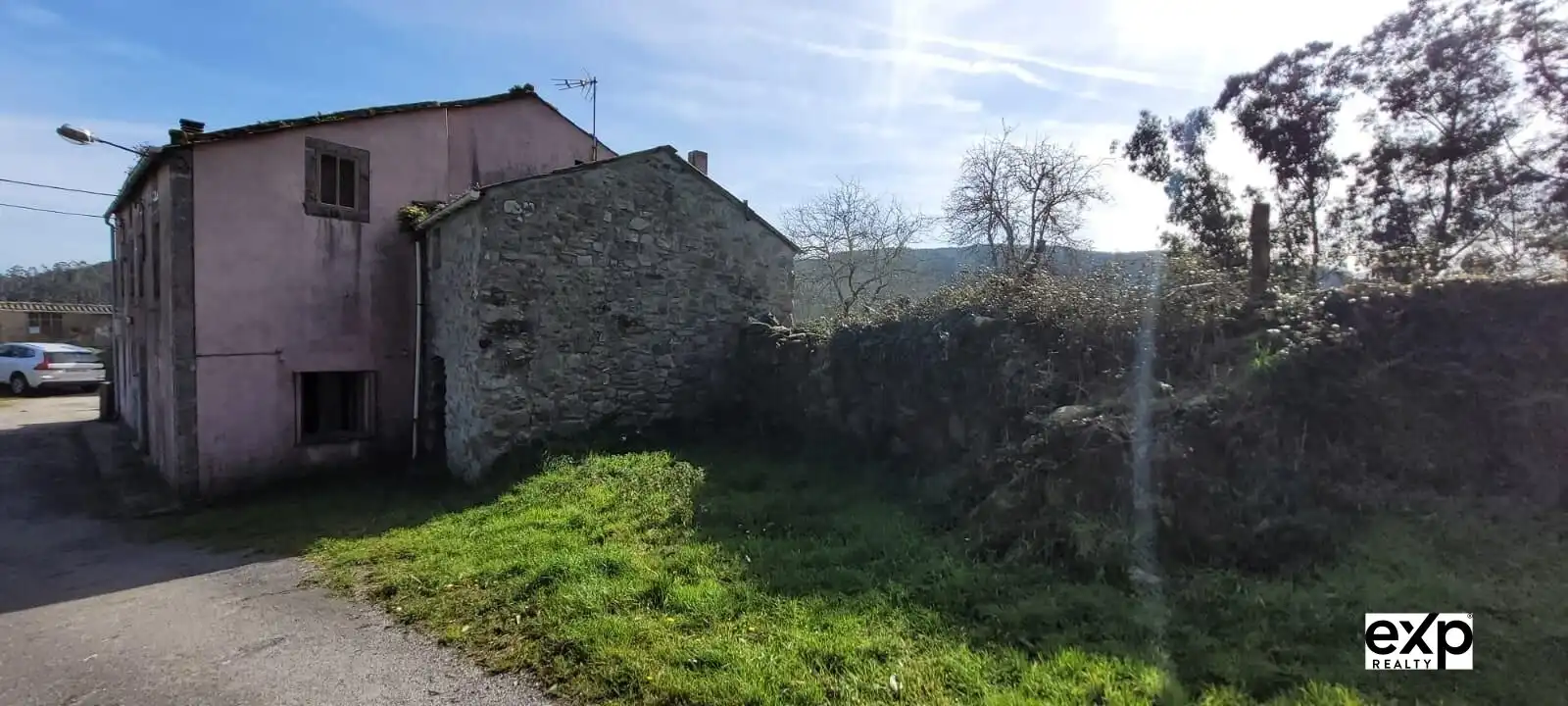 Detached homes for sale in O Valadouro    with Furnished