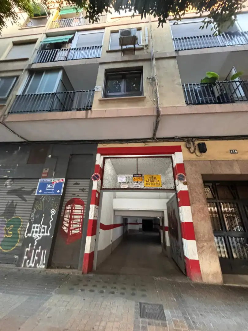 Garage for sale in Valencia