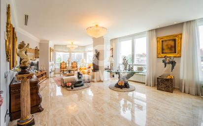 Living room of Flat for sale in  Madrid Capital  with Air Conditioner