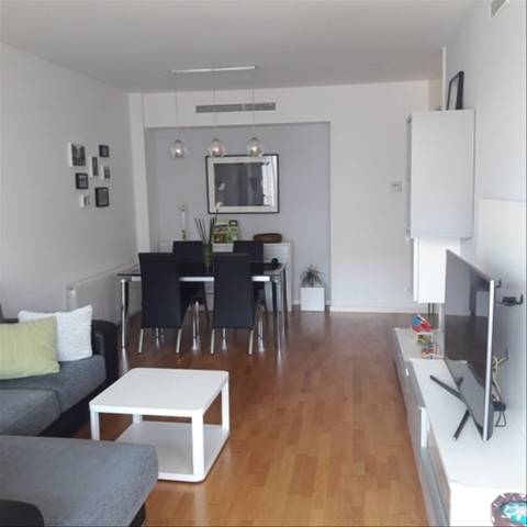 Piso en Alquiler en Carrer de Josep Irla, 4 en Centre - Can Nadal